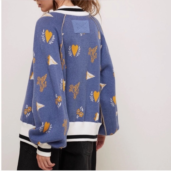 We The Free Blue and Gold Patterned Cardigan - Picture 3 of 15